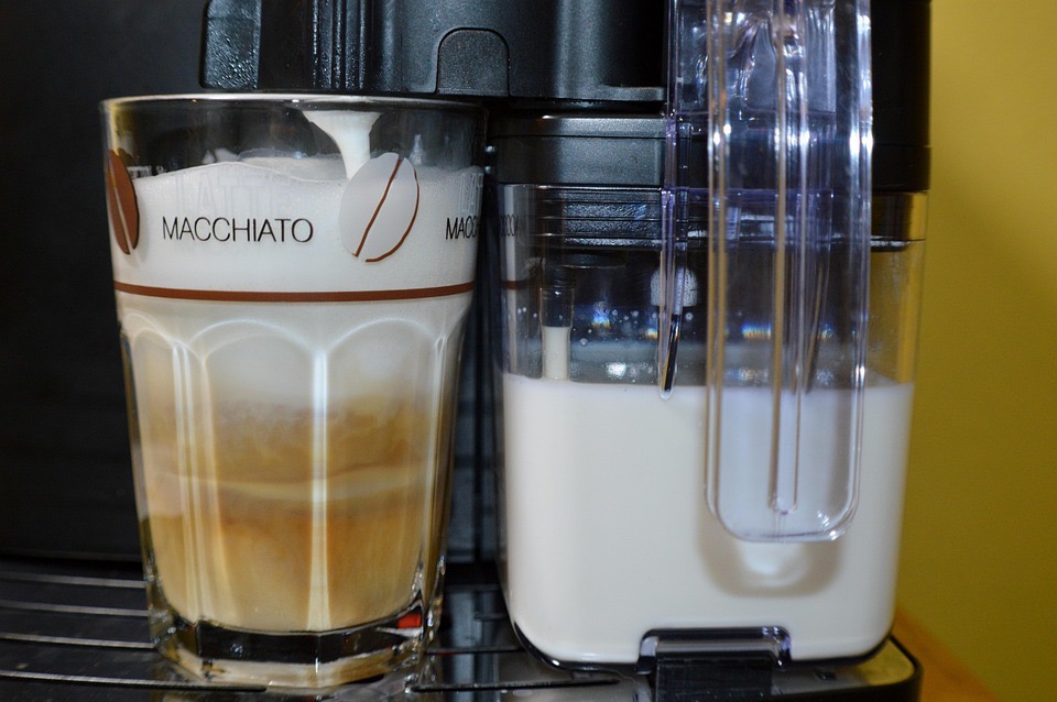 is coffee with milk hurting your weight loss progress?